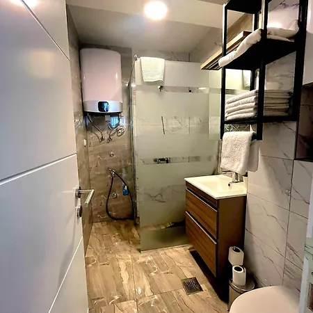 Sky Blue Яхорина