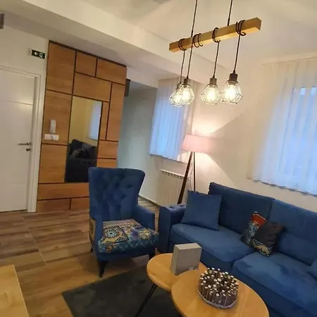 Sky Blue Апартаменты Яхорина